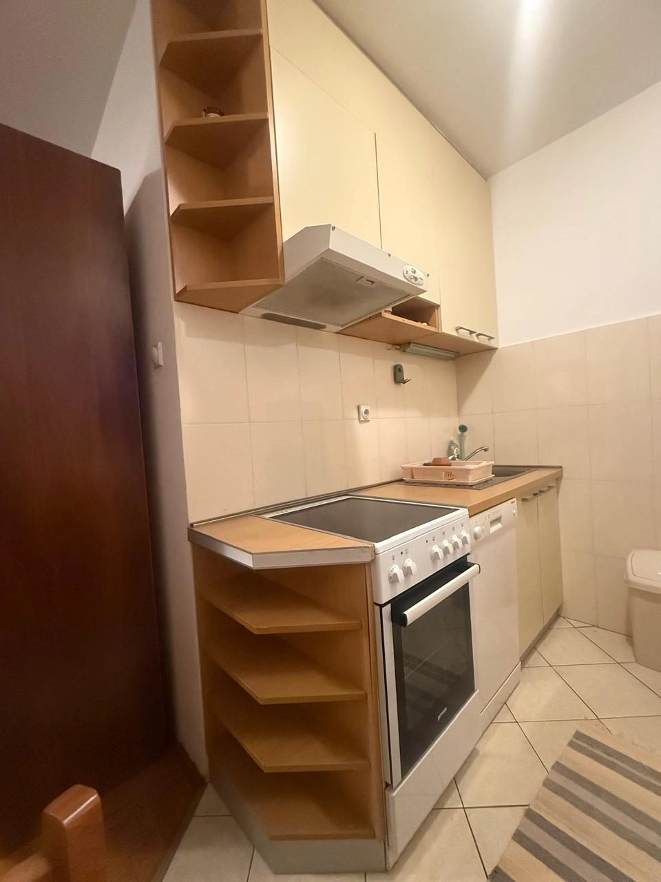 Namjestena-garsonjera-28-m²-na-Zabjelu-Podgorica-7 Izdavanje: Garsonjera 28 m² – Zabjelo, Podgorica — fotografija 8