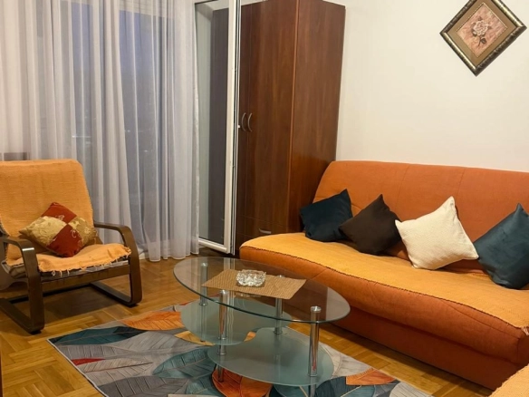 Izdavanje: Garsonjera 28 m² – Zabjelo, Podgorica — fotografija 10