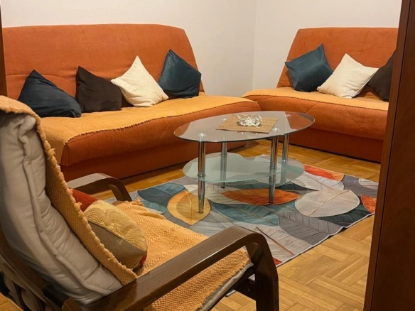 Izdavanje: Garsonjera 28 m² – Zabjelo, Podgorica — fotografija 11