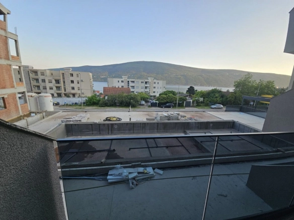 Jednosoban stan 50 m² – Đenovići, Herceg Novi — fotografija 12
