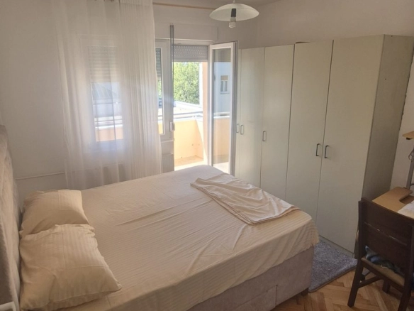 Izdavanje: Dvosoban stan 80 m² – Centar, Podgorica — fotografija 2
