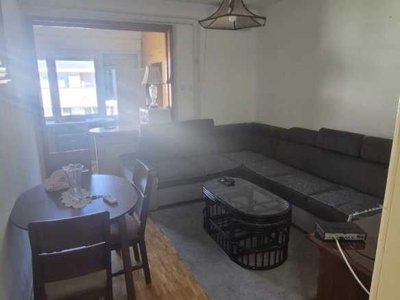 Izdavanje: Dvosoban stan 80 m² – Centar, Podgorica — fotografija 3