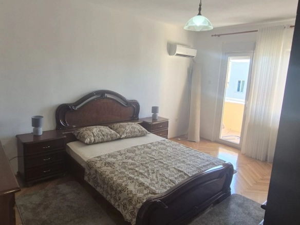 Izdavanje: Dvosoban stan 80 m² – Centar, Podgorica — fotografija 8
