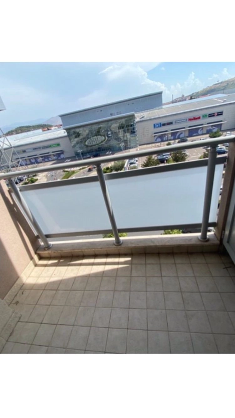 Dvosoban-stan-u-City-kvartu-Podgorica-3 Izdavanje: Dvosoban stan 68 m² – City kvart, Podgorica — fotografija 4