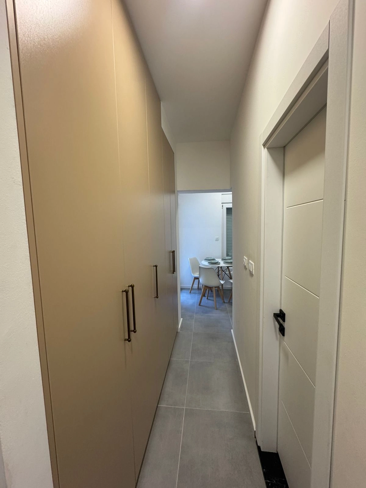 Izdavanje: Garsonjera 37 m² – Malo Brdo, Podgorica — fotografija 5