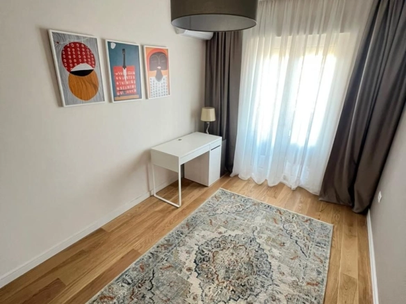 Dvosoban stan sa tri terase, Central Point, Podgorica — fotografija 7