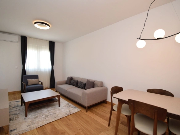 Izdavanje: Jednosoban stan 44 m² – New City, Podgorica — fotografija 2