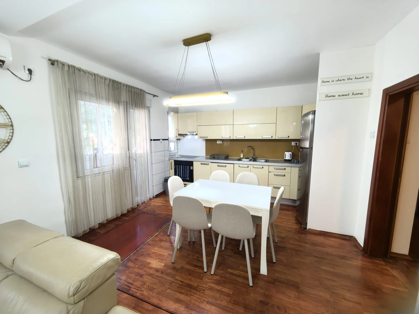 Izdavanje: Trosoban stan 732 m² – Preko Morače, Podgorica — fotografija 11