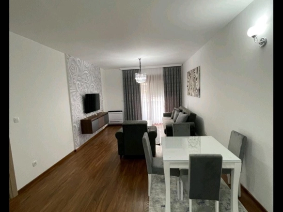 Izdavanje: Dvosoban stan 69 m² – Master kvart, Podgorica — fotografija 4