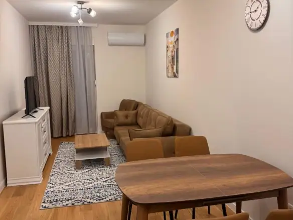 Izdavanje: Jednosoban stan 47 m² – Central Point, Podgorica — fotografija 2