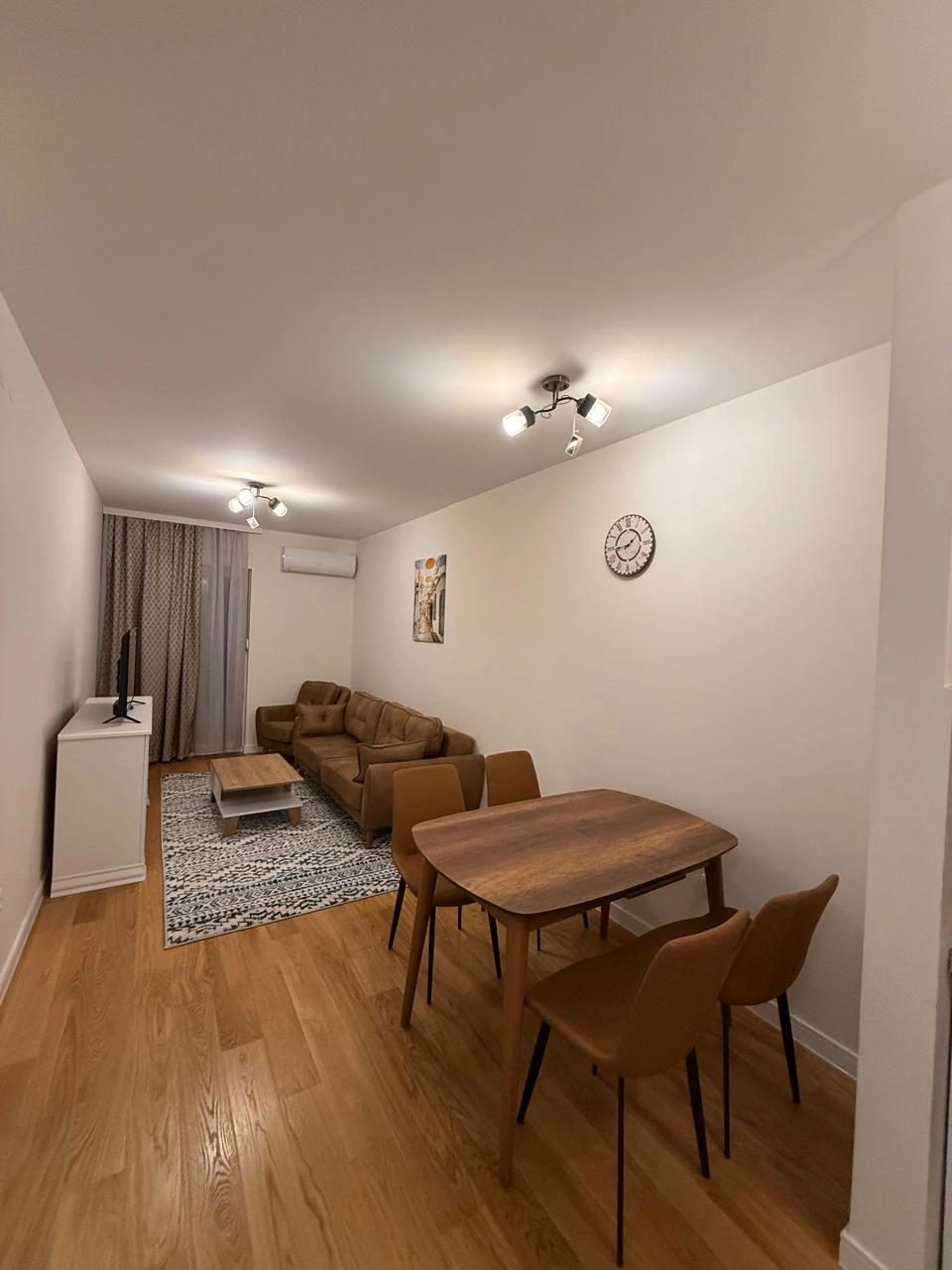 Jednosoban-stan-u-kompleksu-Central-Point-Podgorica-5 Izdavanje: Jednosoban stan 47 m² – Central Point, Podgorica — fotografija 6