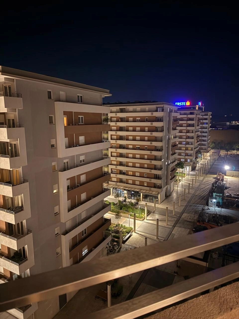 Jednosoban-stan-u-kompleksu-Central-Point-Podgorica-12 Izdavanje: Jednosoban stan 47 m² – Central Point, Podgorica — fotografija 13