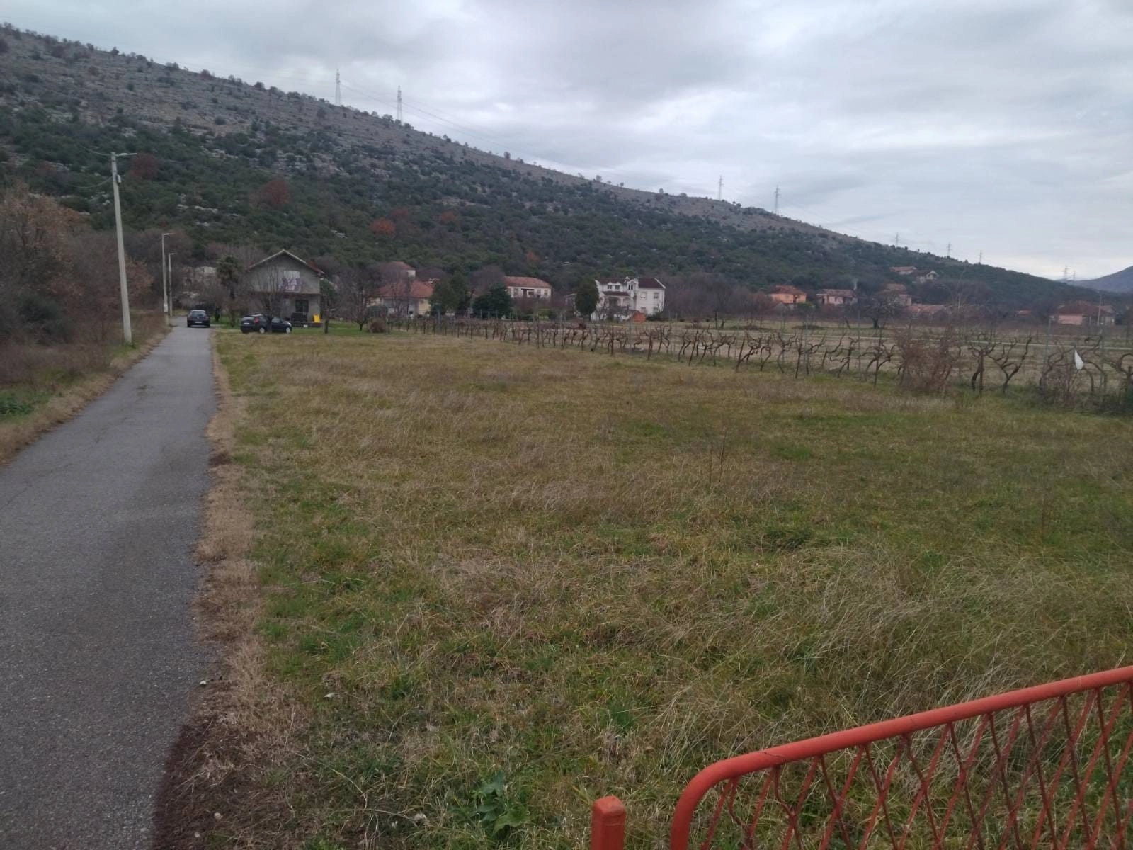 Plac-942-m²-u-Tolosima-Podgorica-3 Plac 942 m² – Tološi, Podgorica — fotografija 4