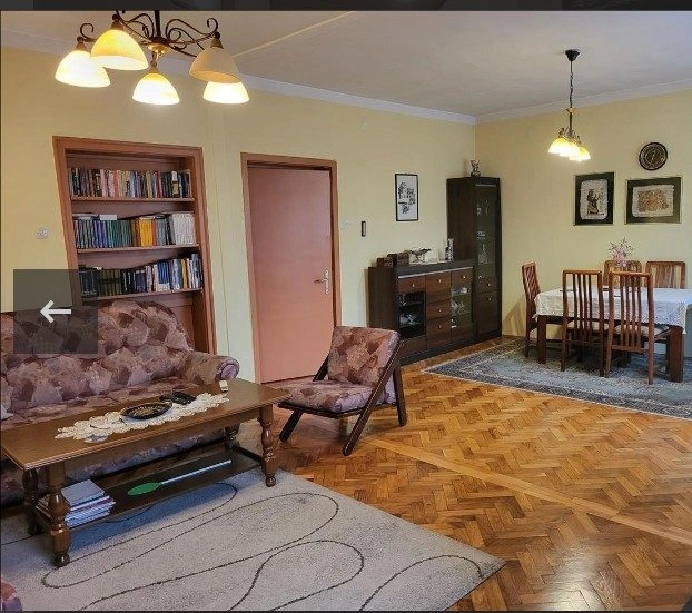 Dvosoban-duplex-stan-u-centru-Podgorice Dvosoban duplex stan u centru Podgorice