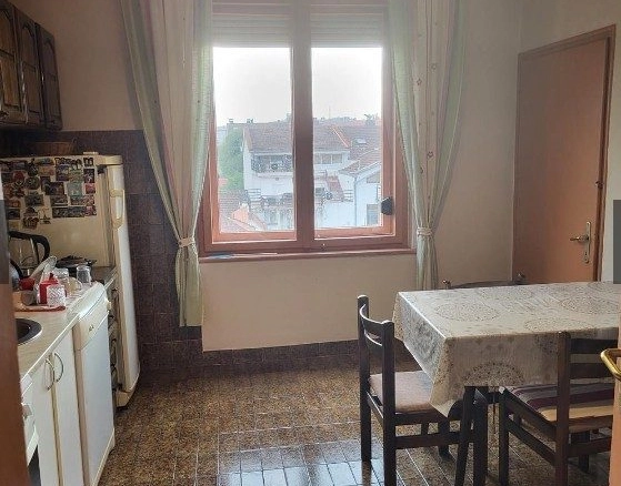 Dvosoban stan 140 m² – Centar, Podgorica — fotografija 8
