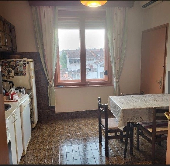 Dvosoban-duplex-stan-u-centru-Podgorice-7 Dvosoban stan 140 m² – Centar, Podgorica — fotografija 8