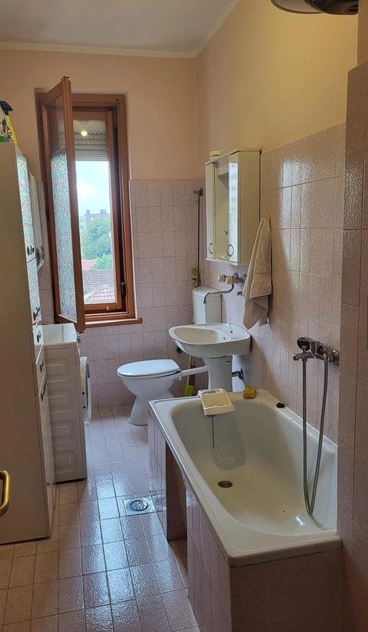 Dvosoban-duplex-stan-u-centru-Podgorice-9 Dvosoban stan 140 m² – Centar, Podgorica — fotografija 10