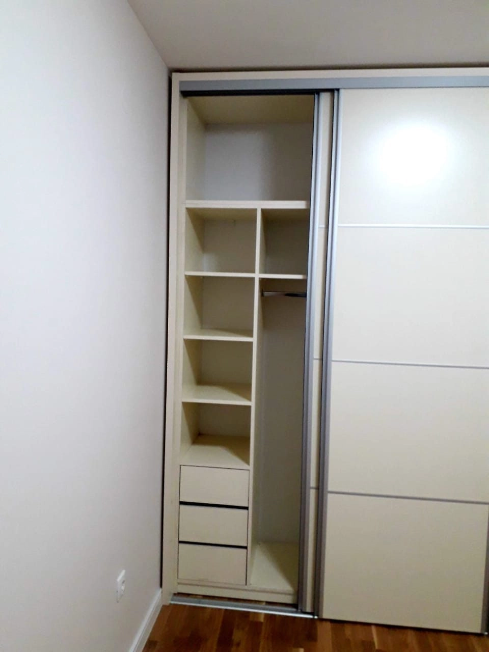 Jednosoban-stan-u-Pobrezju-Podgorica-4 Izdavanje: Jednosoban stan 40 m² – Pobrežje, Podgorica — fotografija 5