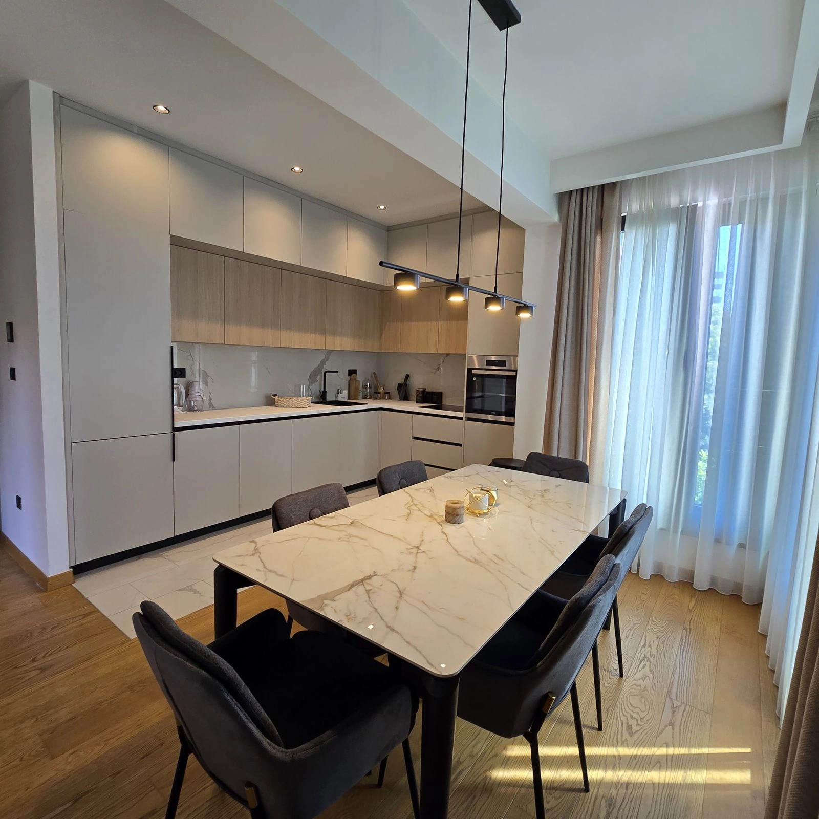 Izdavanje: Trosoban stan 852 m² – Vezirov most, Podgorica — fotografija 8