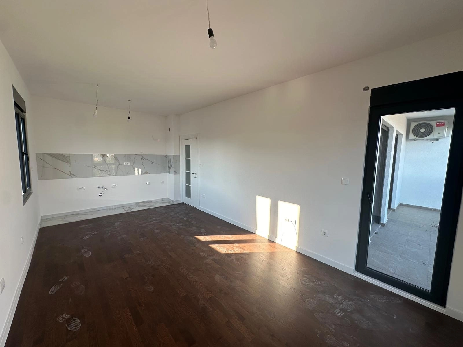 Trosoban-stan-u-naselju-Central-Point-Podgorica-1 Trosoban stan 66 m² – Central Point, Podgorica — fotografija 2