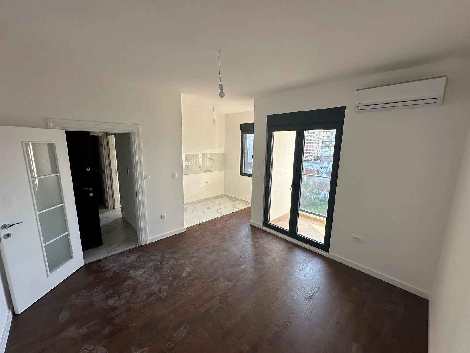 Jednosoban stan 39 m² – Central Point, Podgorica — fotografija 3