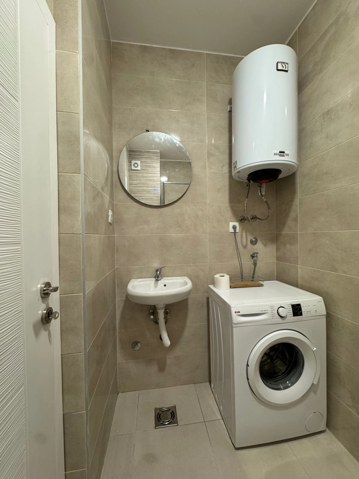 Jednosoban-stan-u-Zagoricu-Podgorica-10 Izdavanje: Jednosoban stan 46 m² – Zagorič, Podgorica — fotografija 11