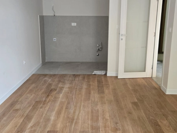 Izdavanje: Stan 48 m² – Central Point, Podgorica — fotografija 3