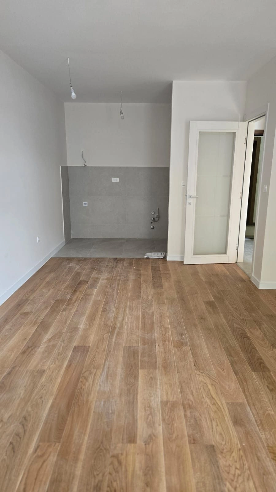 Izdavanje: Stan 48 m² – Central Point, Podgorica — fotografija 3