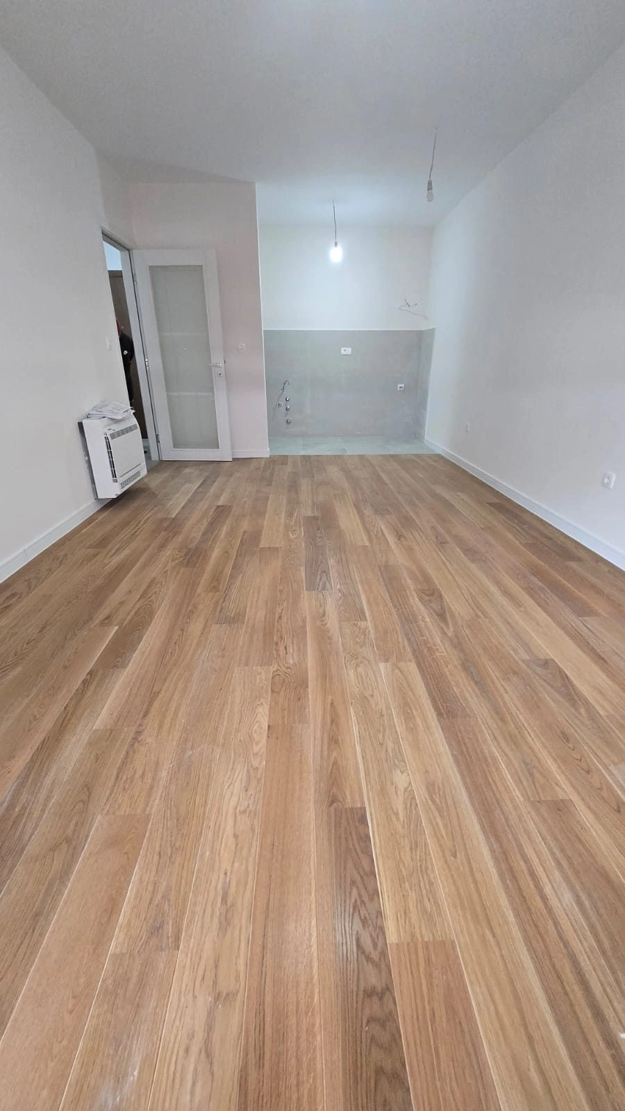 Dvosoban-stan-u-naselju-Central-Point-Podgorica-2 Izdavanje: Dvosoban stan 71 m² – Central Point, Podgorica — fotografija 3