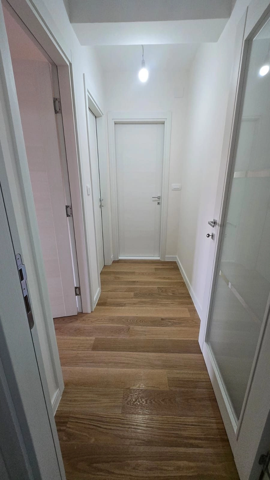 Dvosoban-stan-u-naselju-Central-Point-Podgorica-5 Izdavanje: Dvosoban stan 71 m² – Central Point, Podgorica — fotografija 6