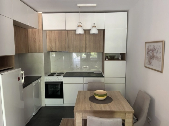 Jednosoban namješten stan u Bloku 5, Podgorica — fotografija 9