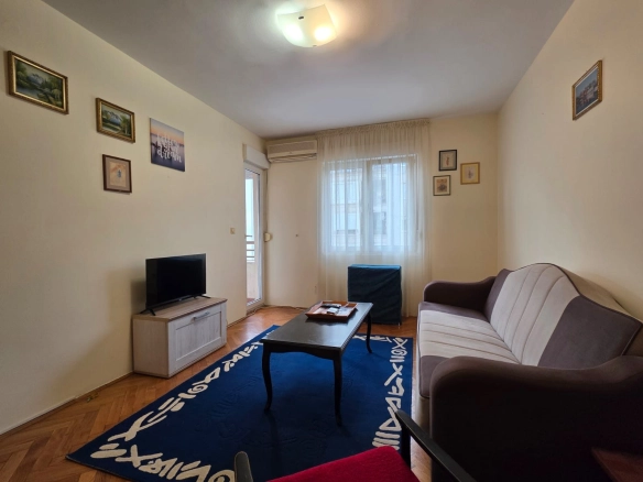 Namješten dvosoban stan u Zagoriču, Podgorica — fotografija 12