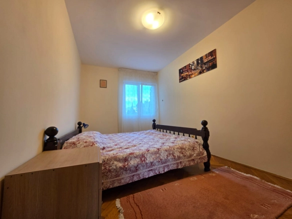 Namješten dvosoban stan u Zagoriču, Podgorica — fotografija 15