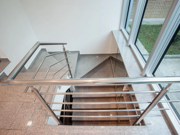 Izdavanje: Poslovni prostor 214 m² – City kej, Podgorica — fotografija 12