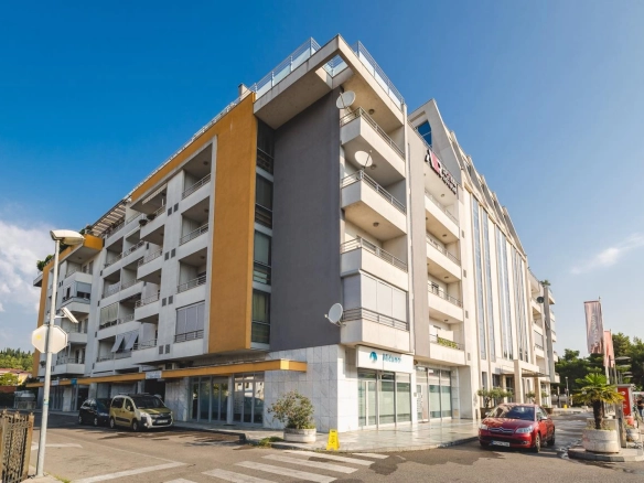 Izdavanje: Poslovni prostor 125 m² – Zabjelo, Podgorica — fotografija 2