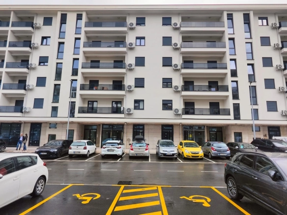 Izdavanje: Dvosoban stan 53 m² – City kvart, Podgorica — fotografija 2