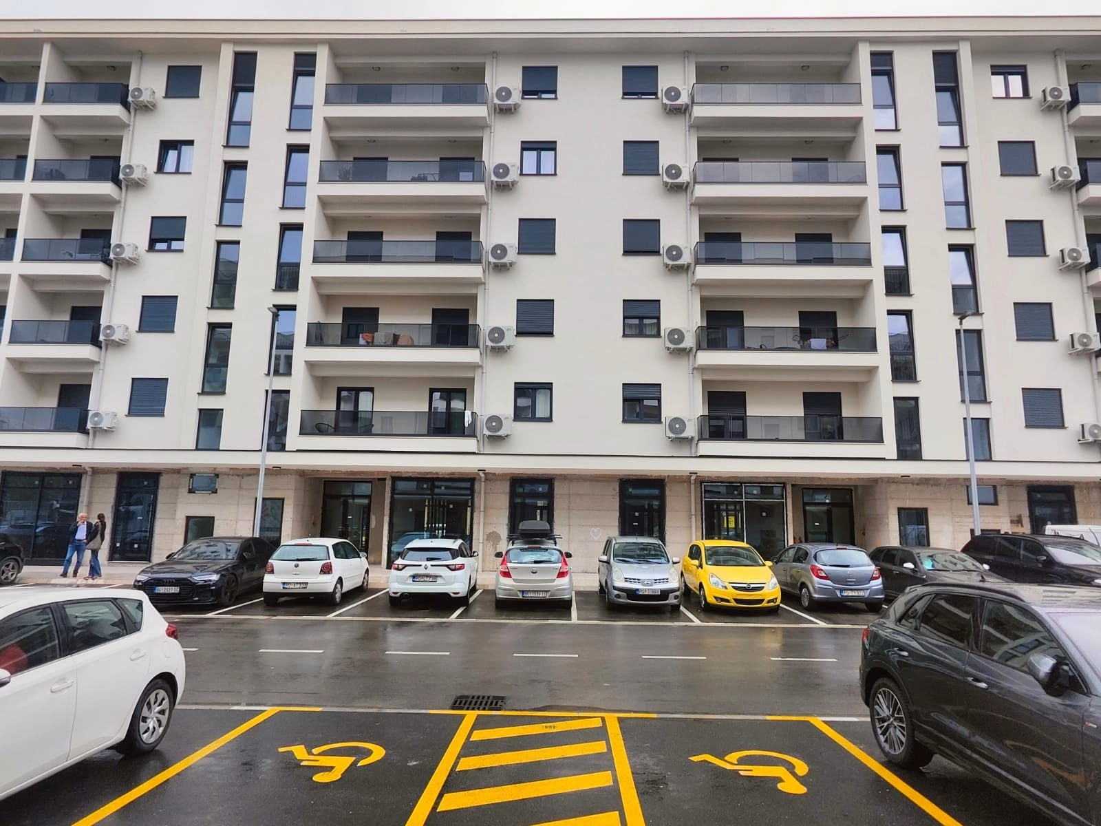 Izdavanje: Dvosoban stan 53 m² – City kvart, Podgorica — fotografija 2