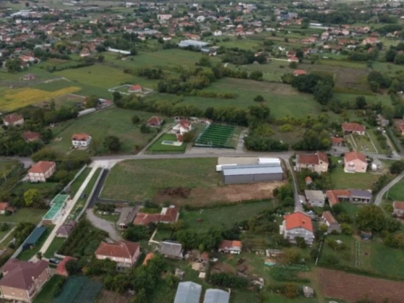 Izdavanje: Poslovni prostor 450 m² – Zeta, Podgorica — fotografija 8