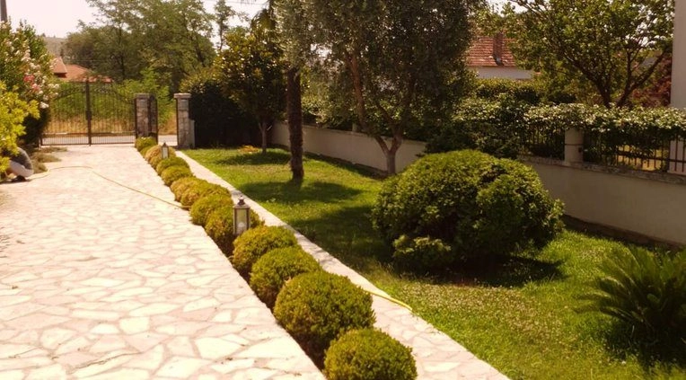 Izdavanje: Kuća 250 m² – Donja Gorica, Podgorica — fotografija 3