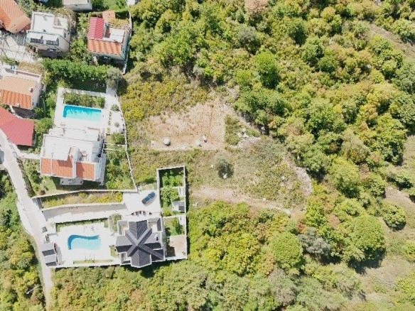 Plac 1.700 m² – Markovići, Budva — fotografija 2