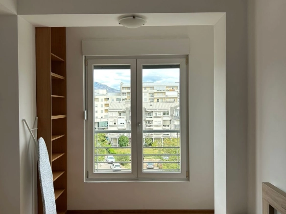 Izdavanje: Jednosoban stan 43 m² – Preko Morače, Podgorica — fotografija 2