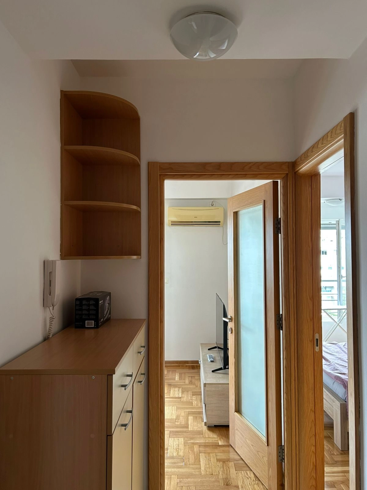 Jednosoban-stan-Preko-Morace-Podgorica-2 Izdavanje: Jednosoban stan 43 m² – Preko Morače, Podgorica — fotografija 3
