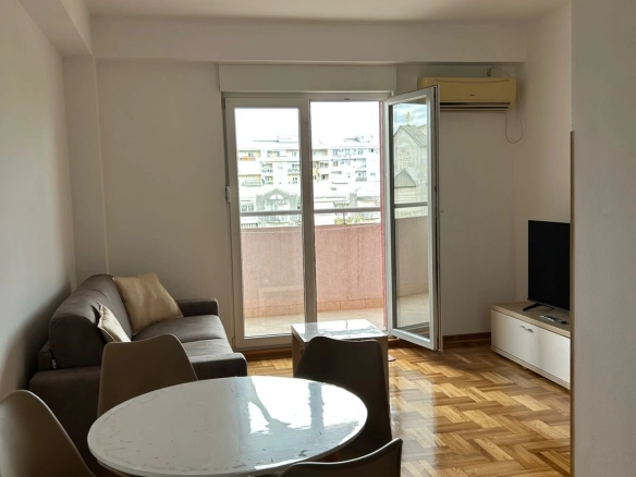 Izdavanje: Jednosoban stan 43 m² – Preko Morače, Podgorica — fotografija 4