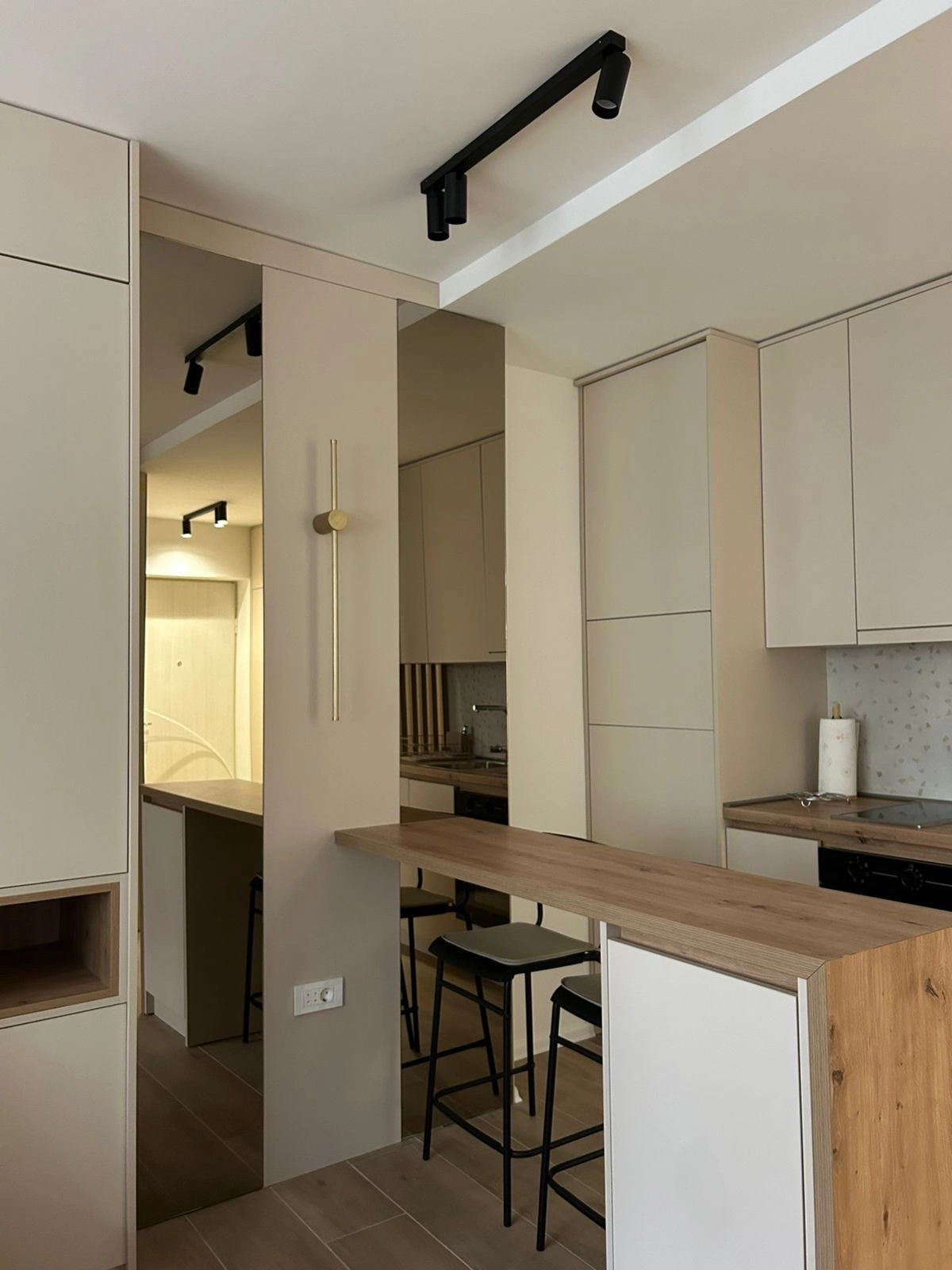 Izdavanje: Garsonjera 24 m² – Preko Morače, Podgorica — fotografija 3