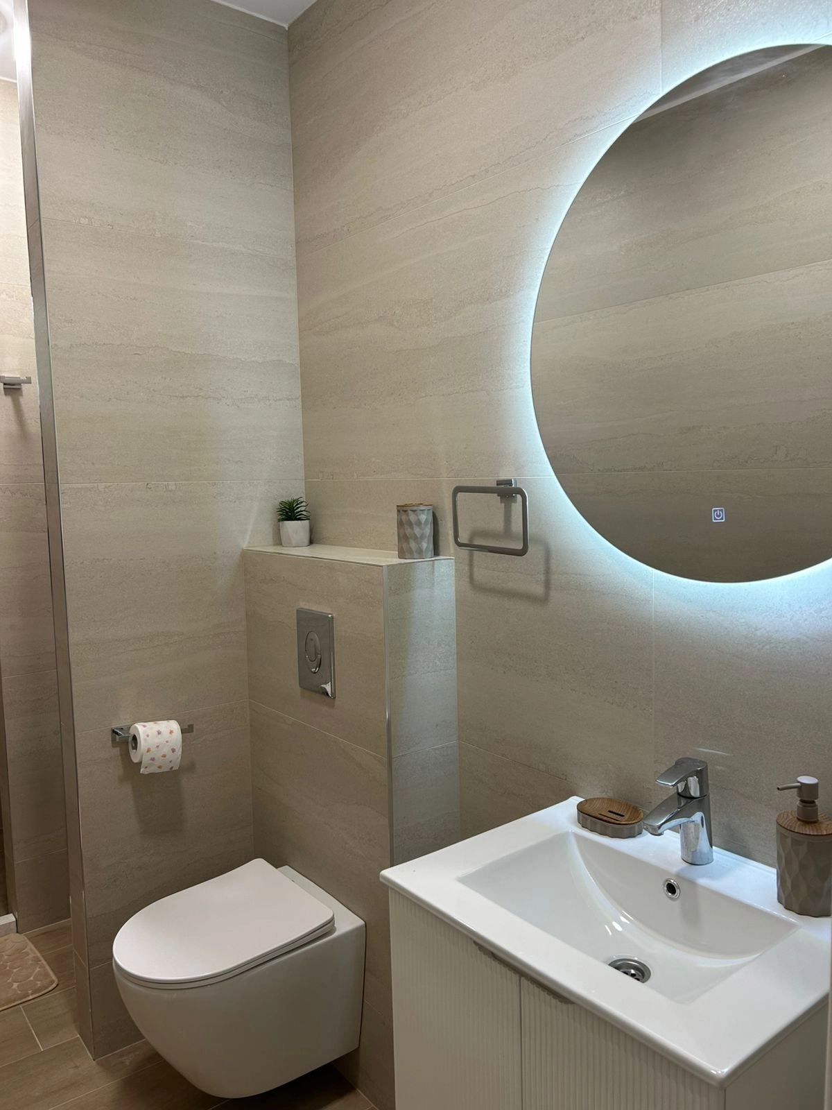 Izdavanje: Garsonjera 24 m² – Preko Morače, Podgorica — fotografija 8