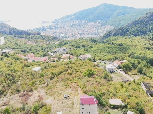 Plac 1.035 m² – Markovići, Budva — fotografija 4