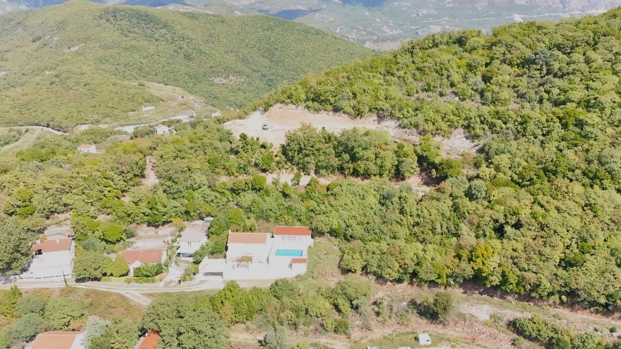Plac 4.016 m² – Prijevor, Budva — fotografija 2