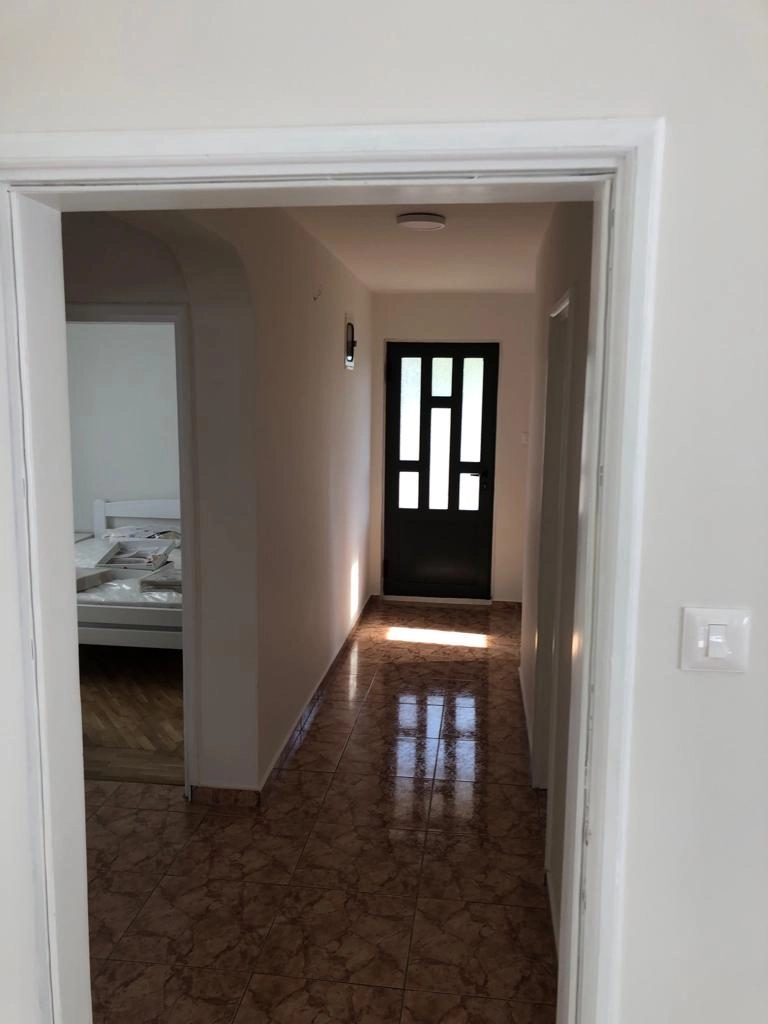 Izdavanje: Dvosoban stan 77 m² – Momišići, Podgorica — fotografija 6