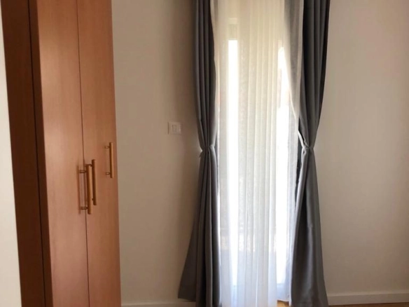 Izdavanje: Dvosoban stan 77 m² – Momišići, Podgorica — fotografija 9