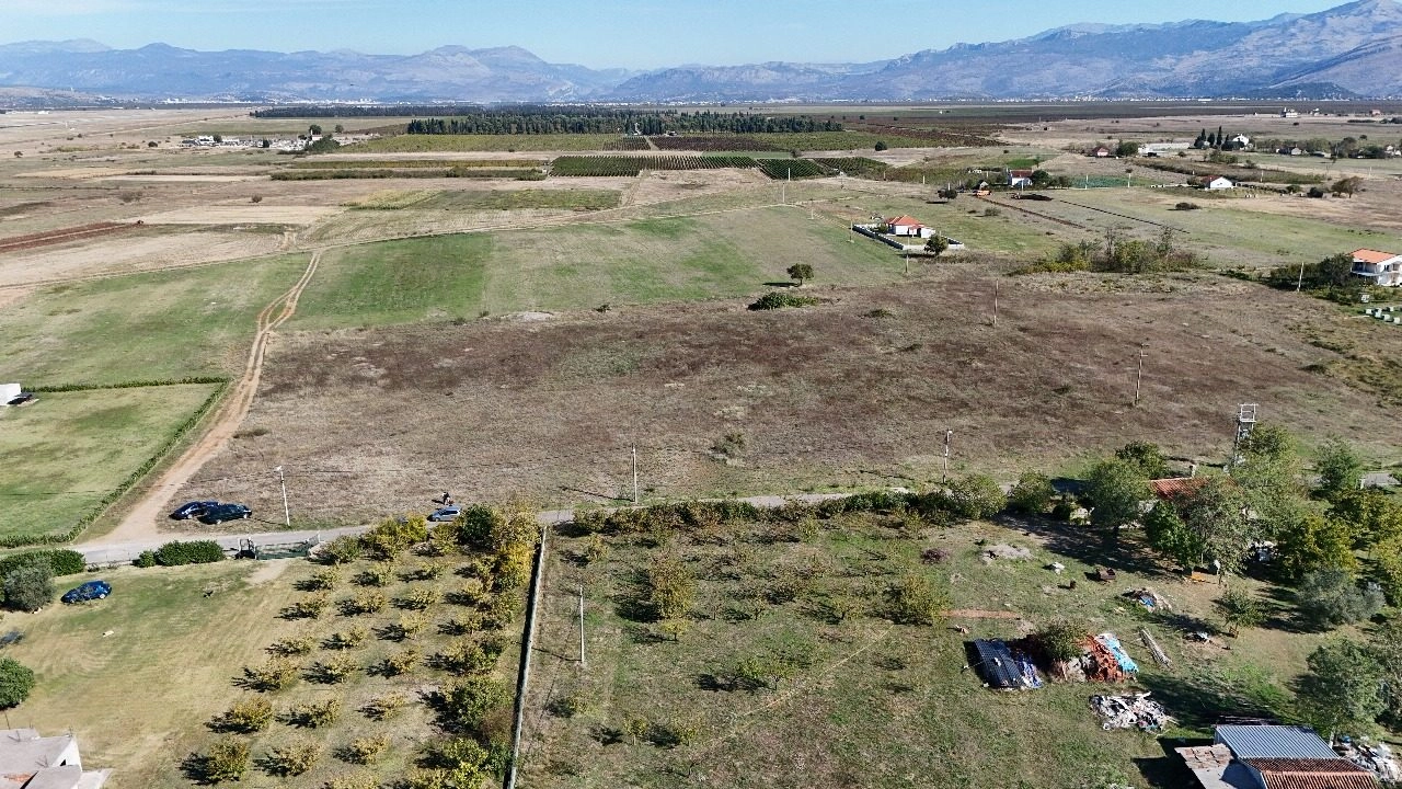 Plac 20.000 m² – Zeta, Podgorica — fotografija 3